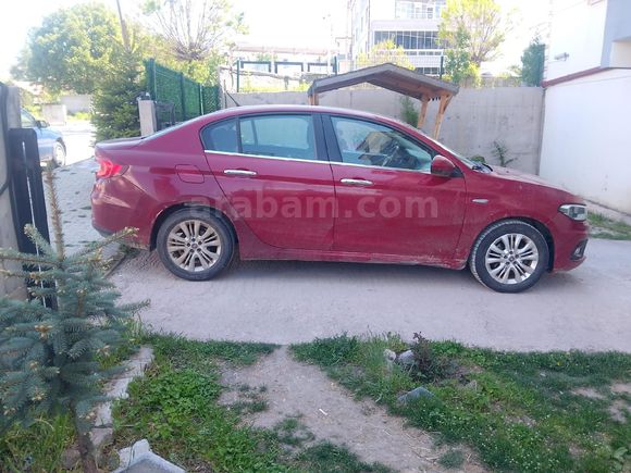 Sahibinden Fiat Egea 1.6 Multijet Lounge 2015 Model  249.000 km Kırmızı