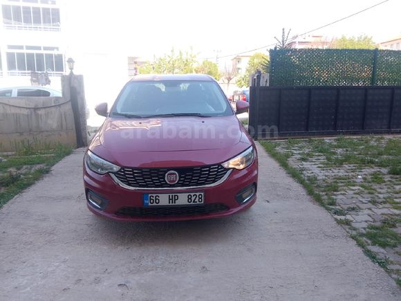 Sahibinden Fiat Egea 1.6 Multijet Lounge 2015 Model  249.000 km Kırmızı
