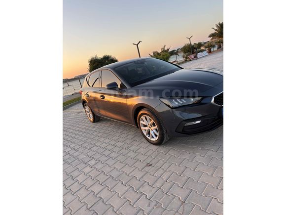 Sahibinden Seat Leon 1.0 eTSI Style Plus 2023 Model 