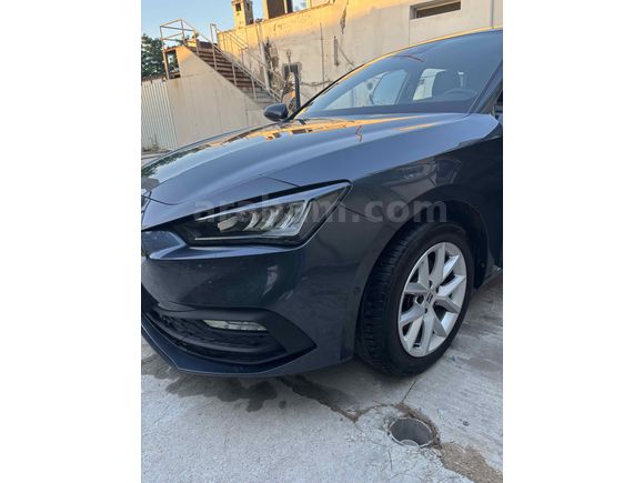 Sahibinden Seat Leon 1.0 eTSI Style Plus 2023 Model 