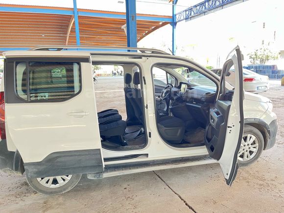 Sahibinden Peugeot Rifter 1.5 BlueHDI Active Skypack 2020 Model 