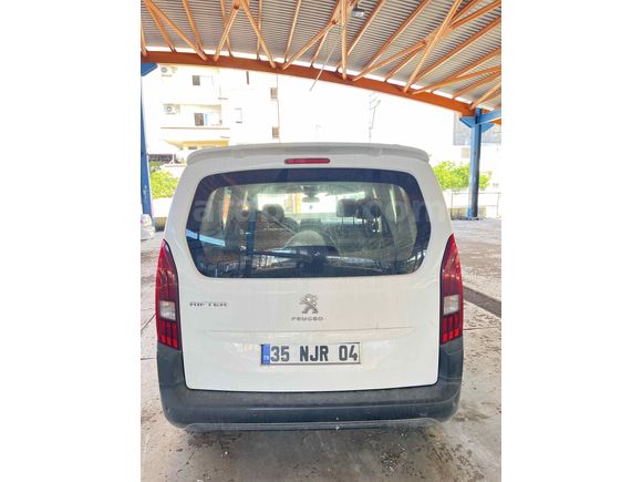 Sahibinden Peugeot Rifter 1.5 BlueHDI Active Skypack 2020 Model 