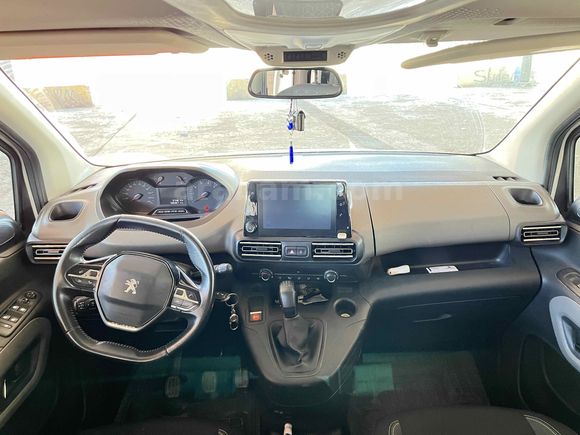 Sahibinden Peugeot Rifter 1.5 BlueHDI Active Skypack 2020 Model 
