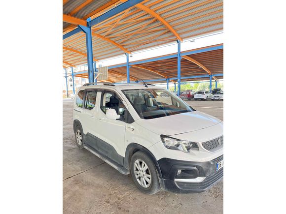 Sahibinden Peugeot Rifter 1.5 BlueHDI Active Skypack 2020 Model 