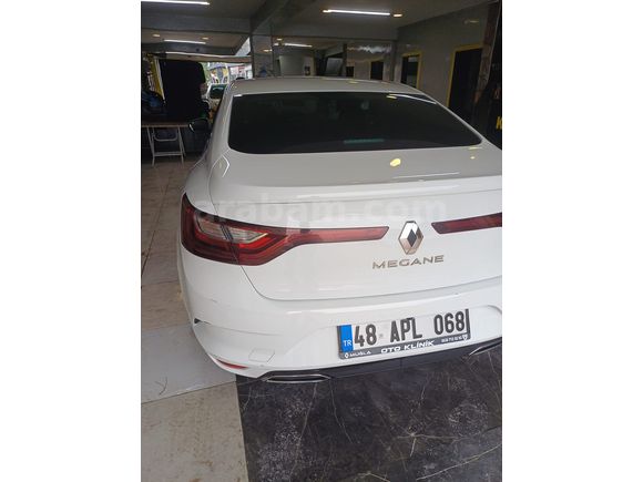 Sahibinden Renault Megane 1.3 TCe Joy Comfort 2022 Model Muğla