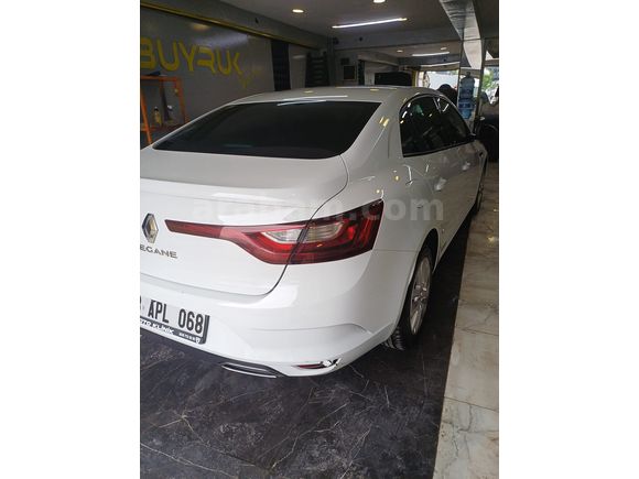Sahibinden Renault Megane 1.3 TCe Joy Comfort 2022 Model Muğla
