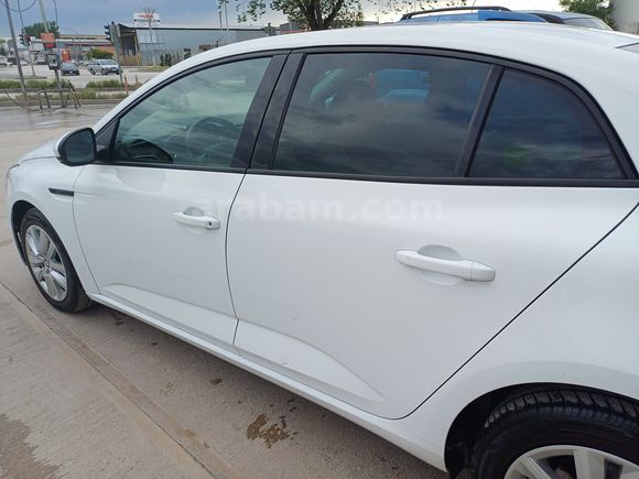 Sahibinden Renault Megane 1.3 TCe Joy Comfort 2022 Model Muğla