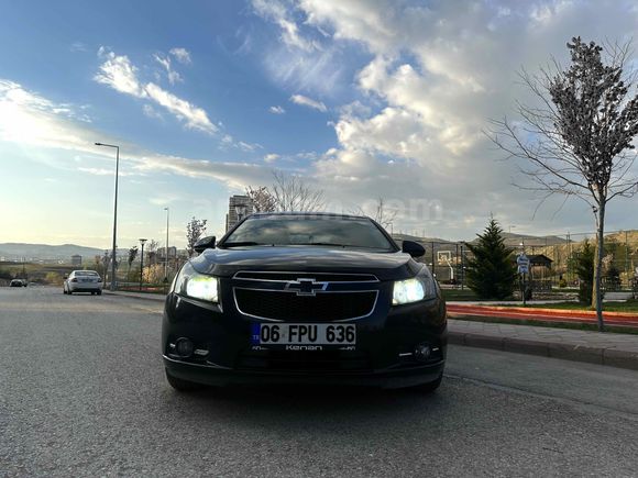 Düşük km Cruze 3. Sahibinden