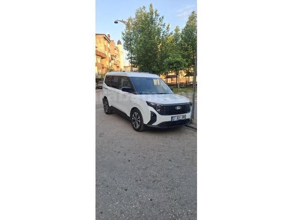 Sahibinden Ford Tourneo Courier 1.5 EcoBlue Titanium 2025 Model  6.000 km Beyaz