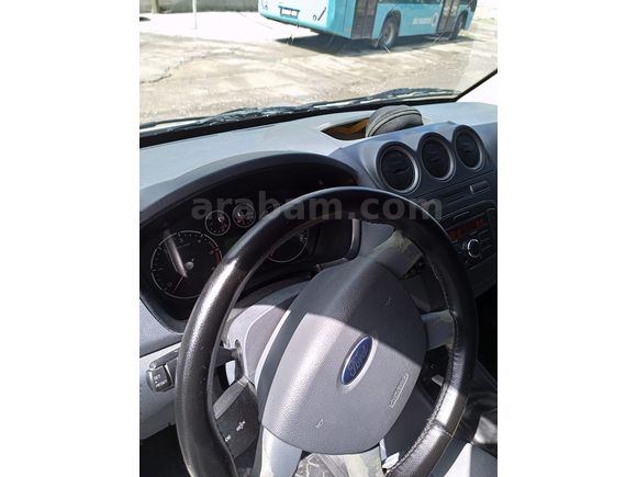 CEZLAN OTOMOTİV'DEN 2012 MODEL FORD CONNECT FIRSAT ÜRÜN.. ACİL..
