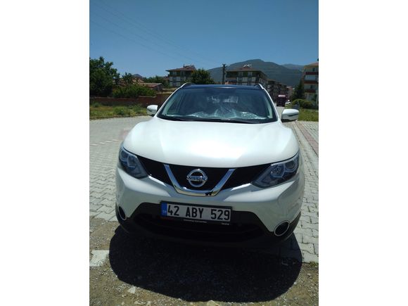 Sahibinden Nissan Qashqai 1.5 dCi Sky Pack 2015 Model