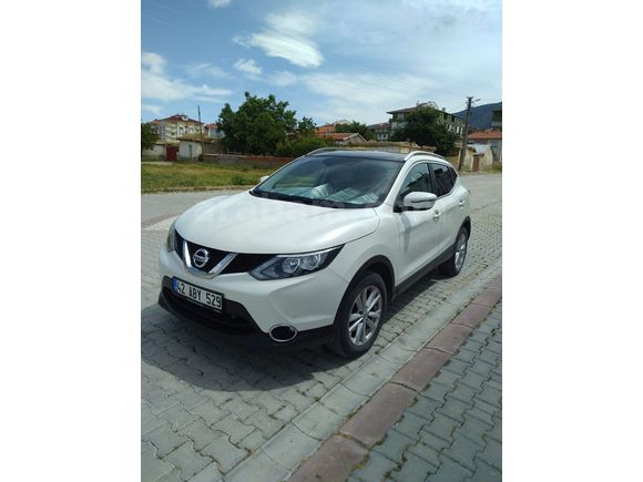 Sahibinden Nissan Qashqai 1.5 dCi Sky Pack 2015 Model