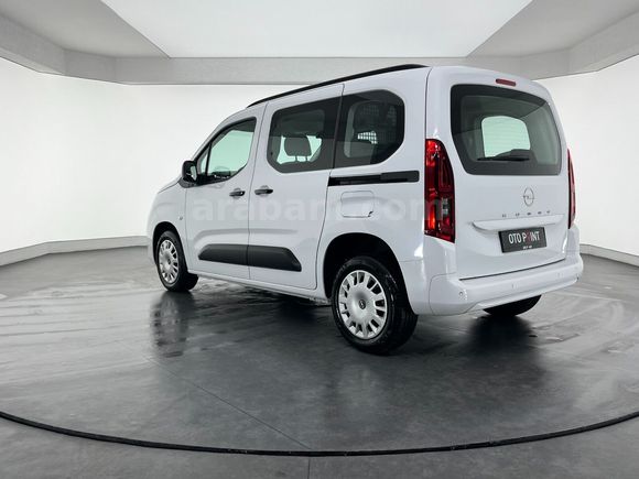otomobil Opel Combo 1.5 D Essential