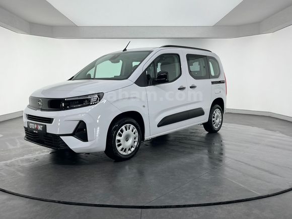 otomobil Opel Combo 1.5 D Essential