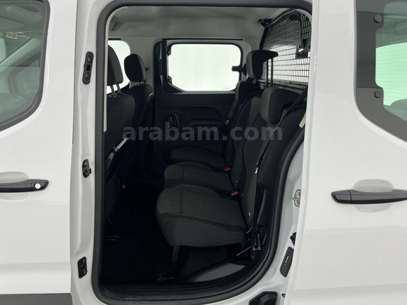otomobil Opel Combo 1.5 D Essential