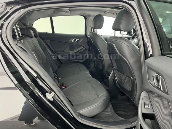 otomobil BMW 1 Serisi 118i Sport Line