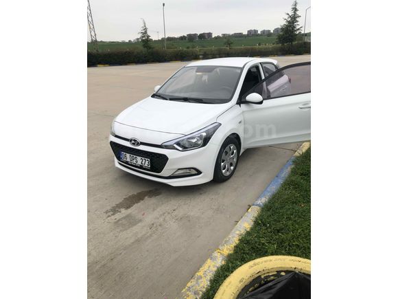 Sahibinden Hyundai i20 1.2 MPI Jump 2016 Model  235.000 km Beyaz
