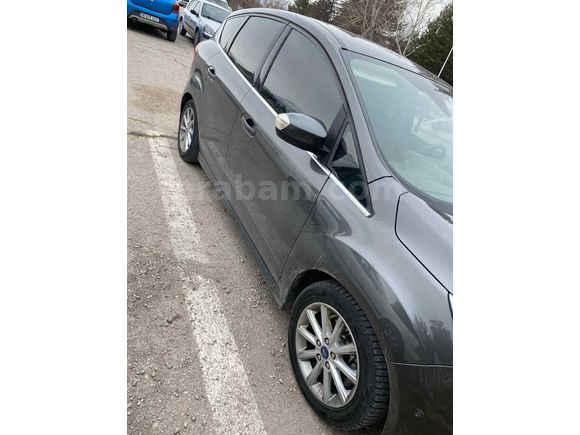 Sahibinden Ford C-Max 1.6 TDCi Titanium 2015 Model 