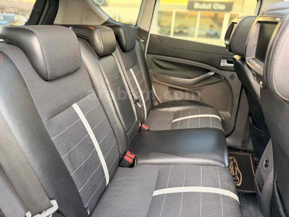 ADIBELLİ OTOMOTİVDEN 2011 MODEL DEĞİŞENSİZ 4X4 KUGA
