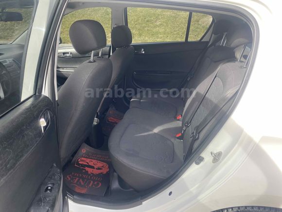 Sahibinden Hyundai i20 Troy 1.2 DOHC Mode 2011 Model 