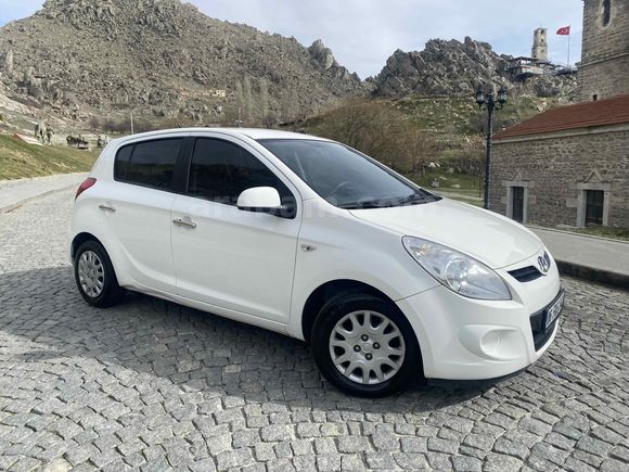 Sahibinden Hyundai i20 Troy 1.2 DOHC Mode 2011 Model 