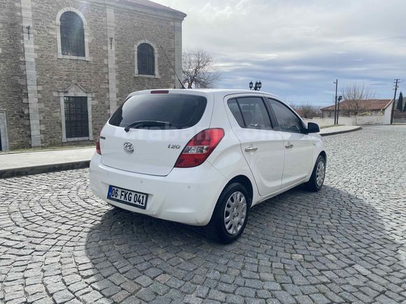 Sahibinden Hyundai i20 Troy 1.2 DOHC Mode 2011 Model 
