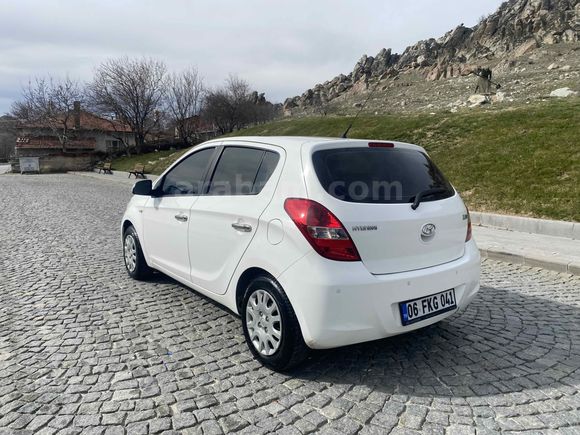 Sahibinden Hyundai i20 Troy 1.2 DOHC Mode 2011 Model 
