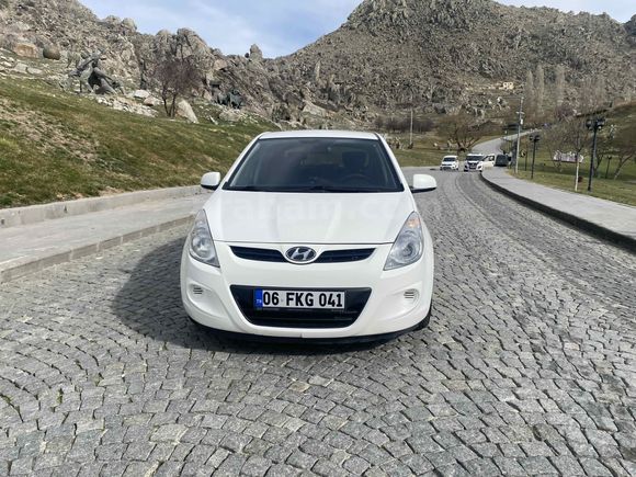 Sahibinden Hyundai i20 Troy 1.2 DOHC Mode 2011 Model 