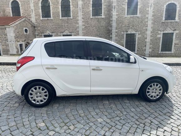 Sahibinden Hyundai i20 Troy 1.2 DOHC Mode 2011 Model 