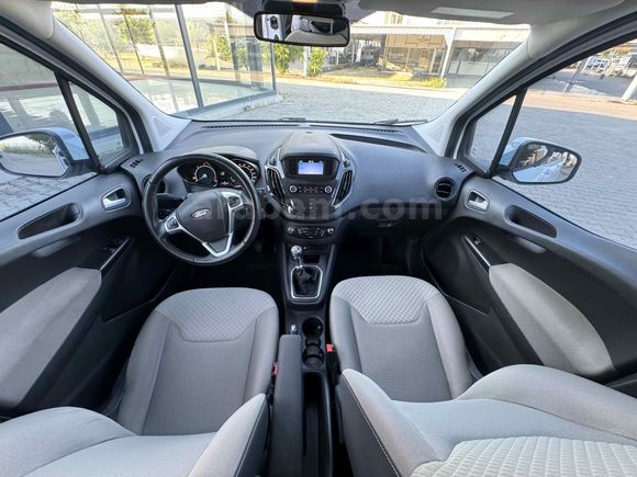 Galeriden Ford Tourneo Courier 1.5 TDCi Journey Titanium 2020 Model Mersin