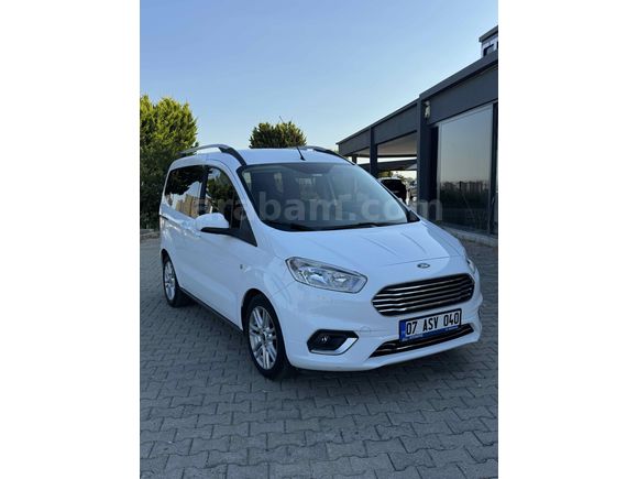 Galeriden Ford Tourneo Courier 1.5 TDCi Journey Titanium 2020 Model Mersin