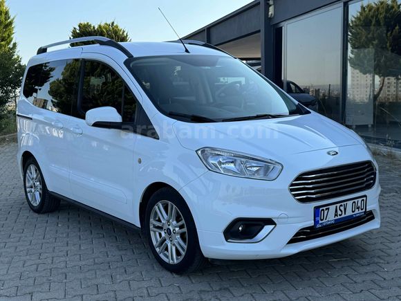 Galeriden Ford Tourneo Courier 1.5 TDCi Journey Titanium 2020 Model Mersin