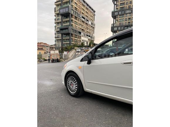 Sahibinden Fiat Linea 1.3 Multijet Active 2015 Model IRT 0536 230 78 26