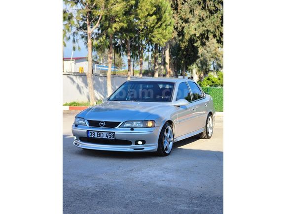 Cam Gibi Opel Vectra 2.0 CDX 2000 Model