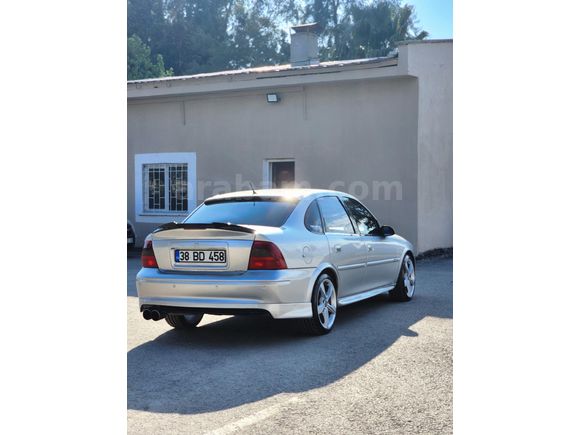 Cam Gibi Opel Vectra 2.0 CDX 2000 Model