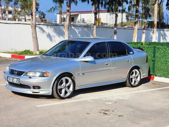 Cam Gibi Opel Vectra 2.0 CDX 2000 Model