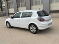 Sahibinden Opel Astra 1.6 Essentia 2012 Model  208.000 km Beyaz