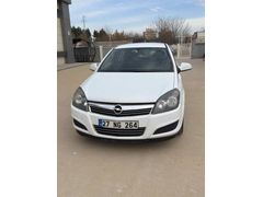 Sahibinden Opel Astra 1.6 Essentia 2012 Model  208.000 km Beyaz