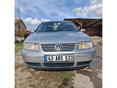 Sahibinden Volkswagen Bora 1.6 Pacific 2004 Model  250.000 km Gri (Gümüş)