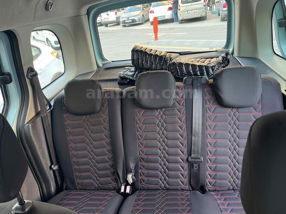 Sahibinden Renault Kangoo Multix 1.5 dCi Expression 2012 Model 
