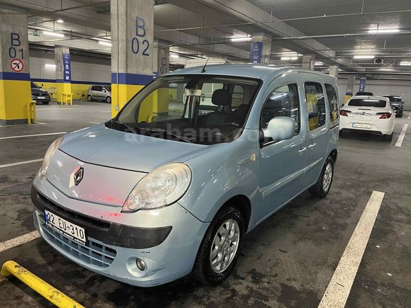 Sahibinden Renault Kangoo Multix 1.5 dCi Expression 2012 Model 