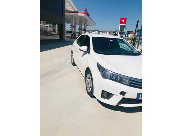 Sahibinden Toyota Corolla 1.33 Life 2014 Model 