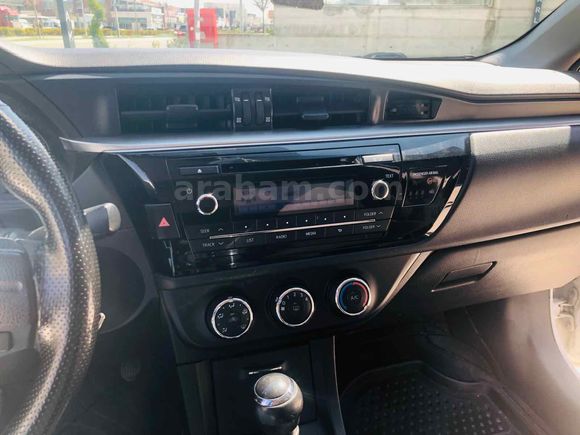 Sahibinden Toyota Corolla 1.33 Life 2014 Model 