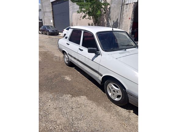 CEZLAN OTOMOTİV'DEN 1990 MODEL RENAULT TOROS ACİL.. FIRSAT ..ÜRÜN..
