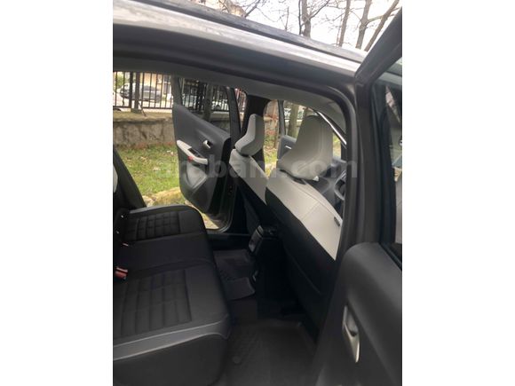 Sahibinden Citroen C3 Aircross 1.2 Hybrid Max 2025 Model  8.000 km Gri (metalik)