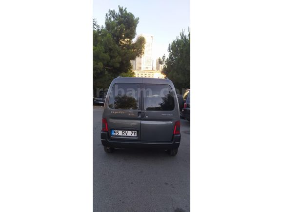 Sahibinden Peugeot Partner 1.9 D 2001 Model