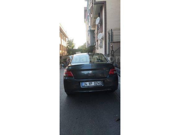 Temiz aile arabası
