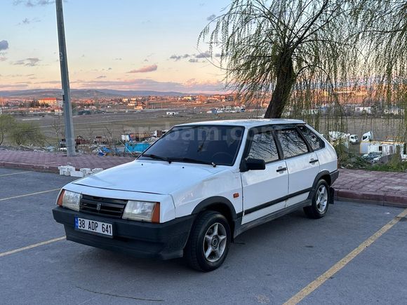 Ülger Auto dan Lada samara 1.5 1990 Model Kayseri