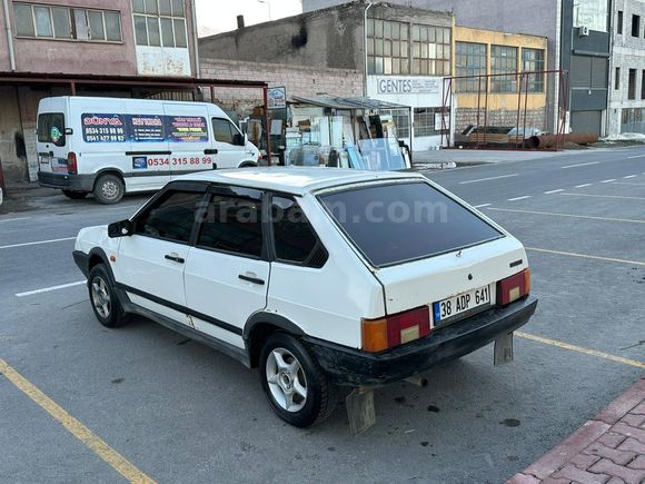 Ülger Auto dan Lada samara 1.5 1990 Model Kayseri