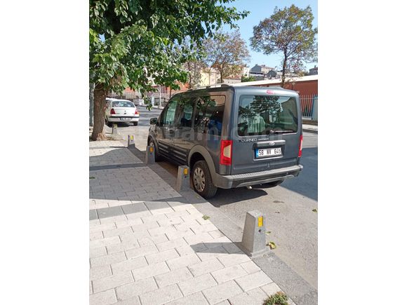 Sahibinden Ford Tourneo Connect 1.8 TDCI GLX 2011 Model